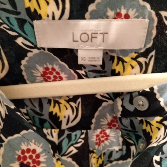 LOFT bouse - Picture 3 of 4